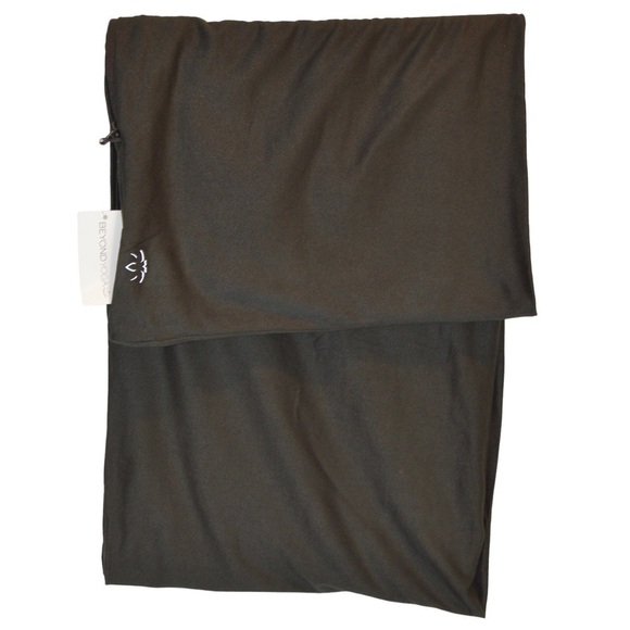 BEYOND YOGA Pocket Infinity Scarf, Deep Grey NEW with Tag - Picture 8 of 9